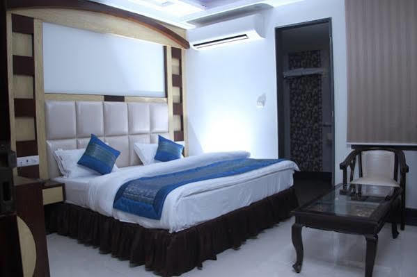 Sohana Palace New Delhi Buitenkant foto